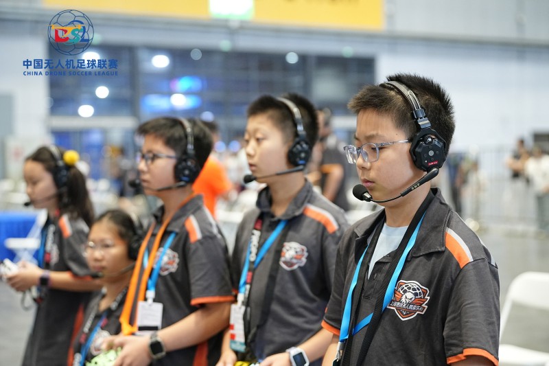 無人機足球比賽