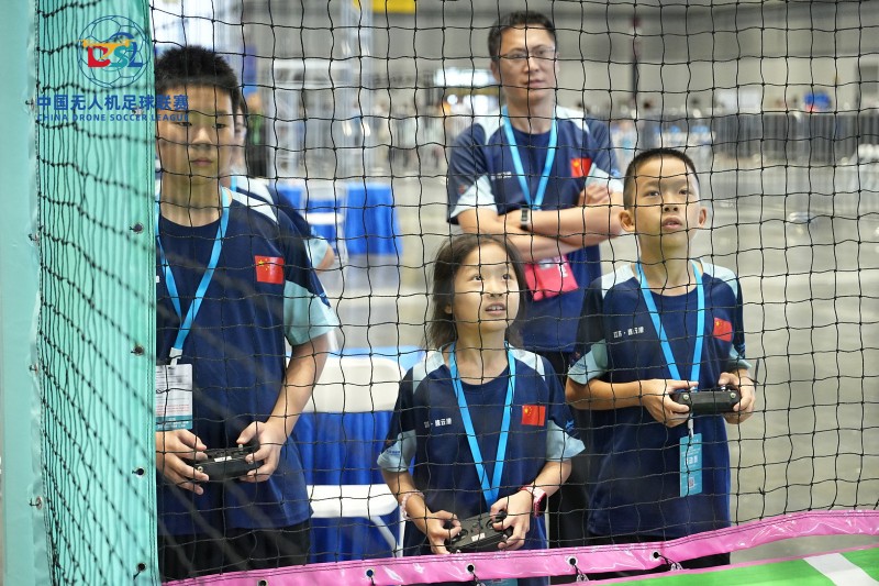 無人機足球比賽